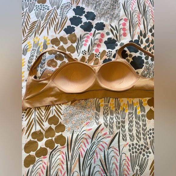 NEW UnderOutfit Comfort Shaping Bra Brown Coffee Wireless Size Small NWT - Picture 9 of 9